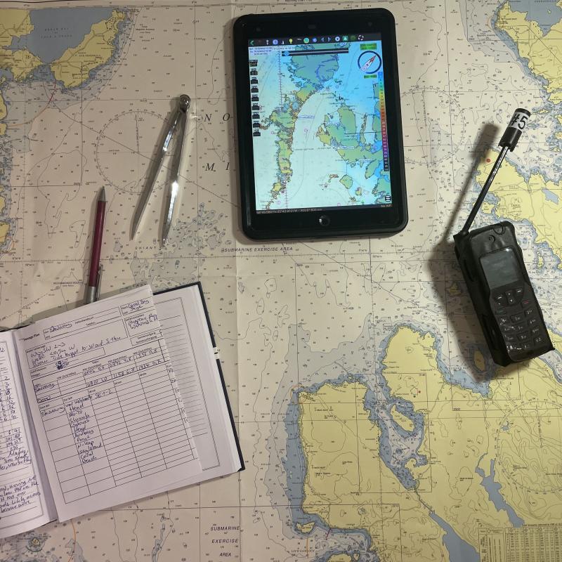 Beratung zu Satellitenkommunikation und Datenübertragung auf See